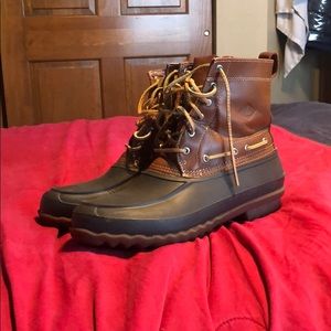 Sperry men’s duck boots